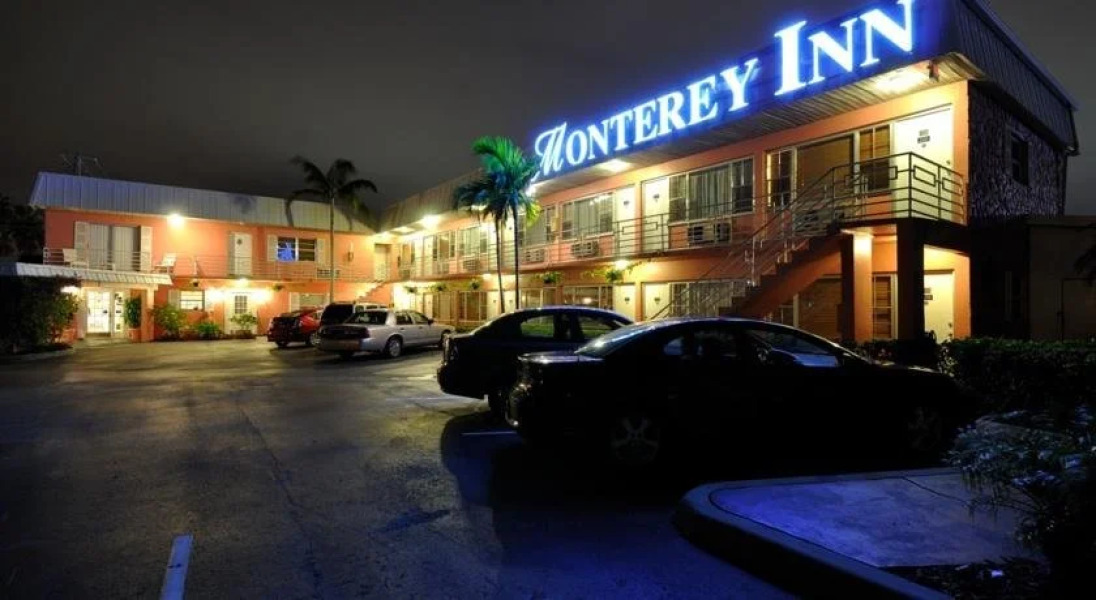 Monterey Inn & Marina