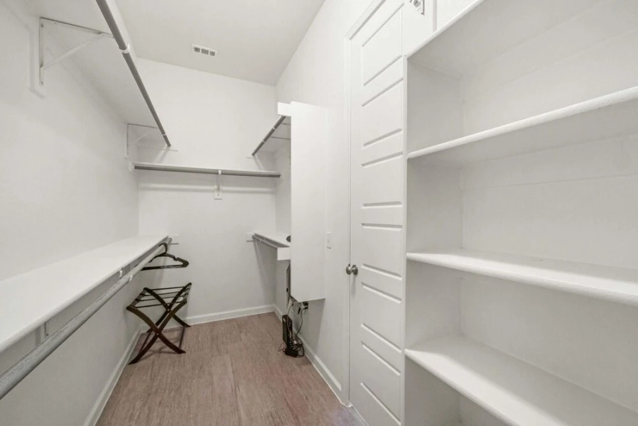 Luxury Townhome Pool North Austin Evonify