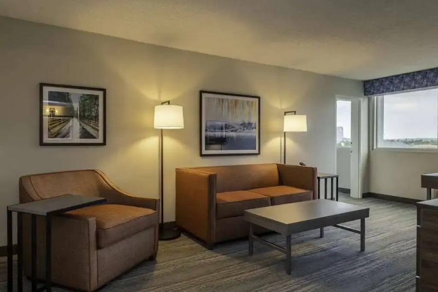 Hampton Inn Manchester Downtown