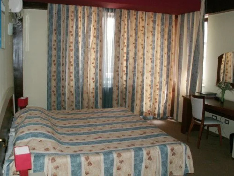 Hotel Cara