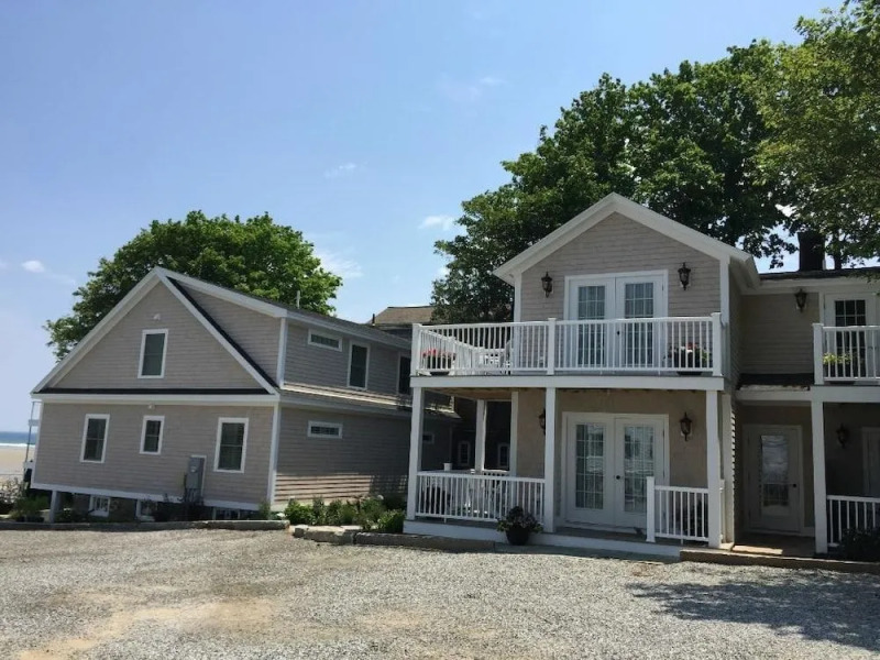 Marginal Way House Hotel