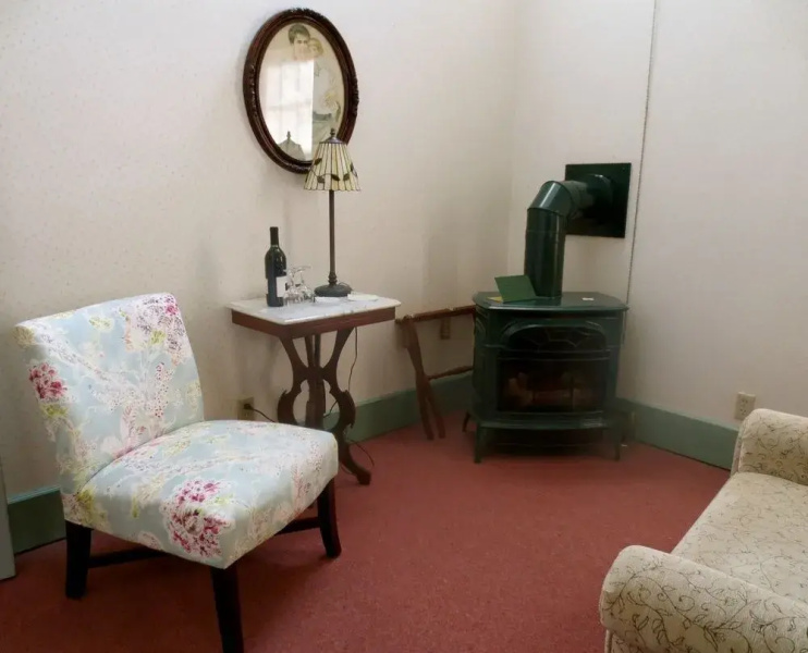 Carriage House B&B