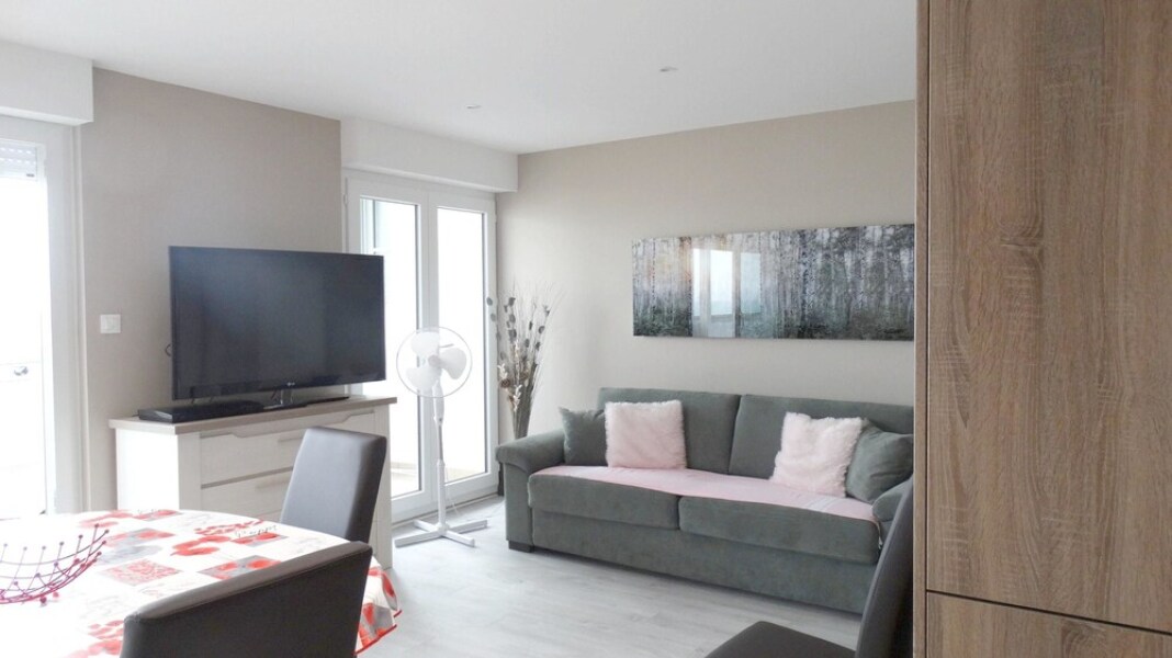 Apartment With one Bedroom in Saint-hilaire-de-riez, With Wonderful se