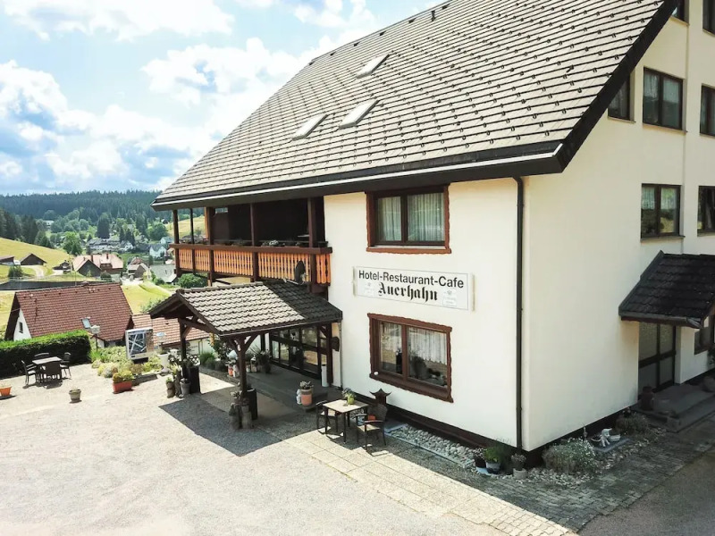 Waldhotel Auerhahn Bed & Breakfast