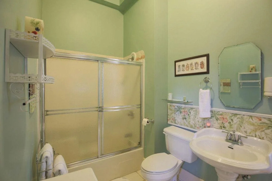 The Hinson House Bed & Breakfast