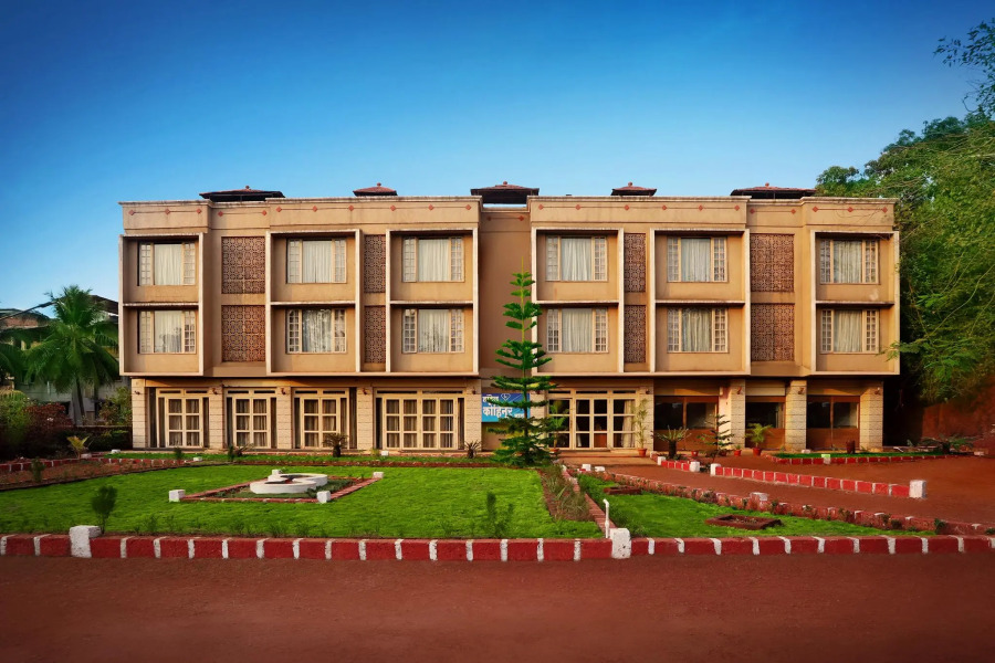 Kohinoor Highway Resort