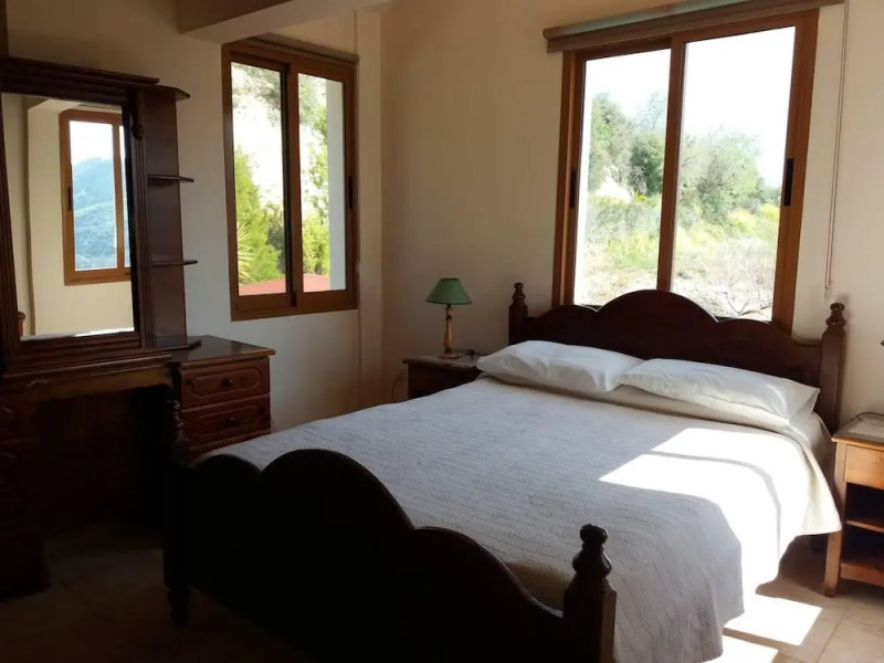 Remarkable 5-bed Villa in Miliou Village Paphos