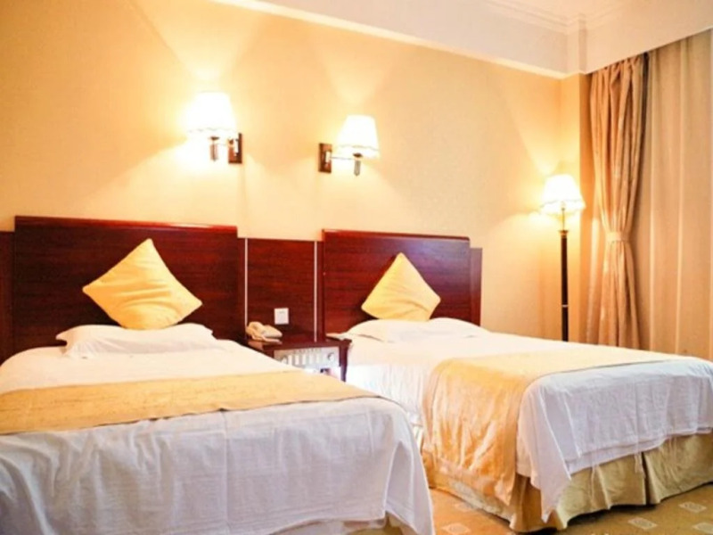 Chizhou Yinxing Business Hotel