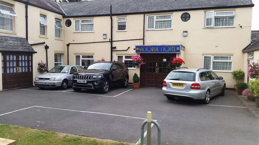 Victoria Hotel