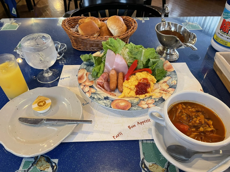 Petit Hotel Yubara Resort