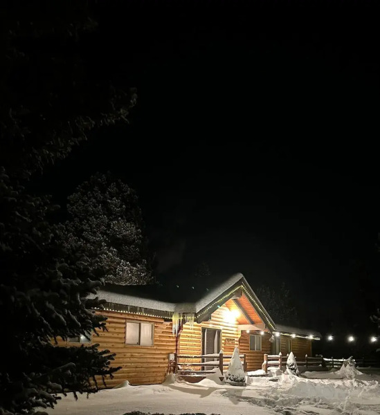 High-end Cabin 3BR 30min to Hoodoo Ski