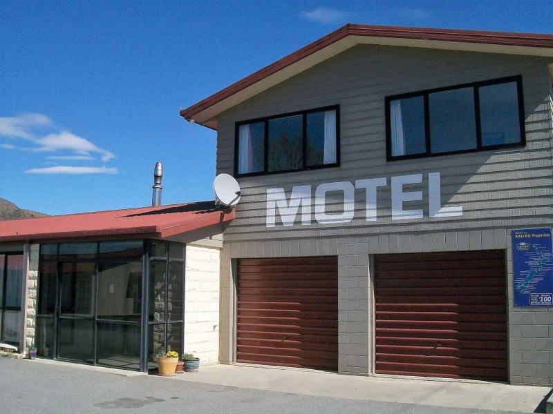 Sierra Motel