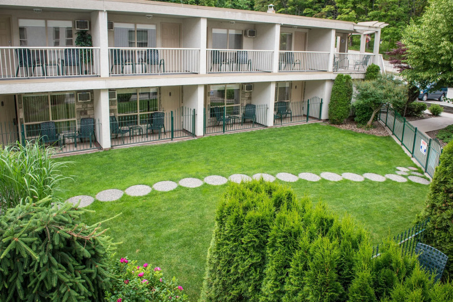 Hilltop Inn