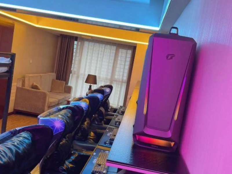 Yiju Hotel (Xining Railway Station Xinqian Guoji)