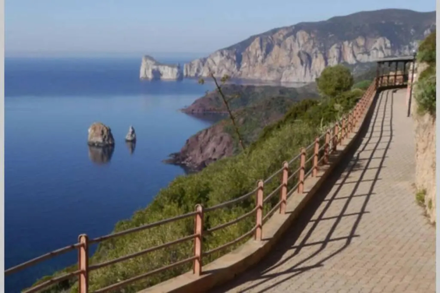 TINY HOUSE (con piscina e wi-fi)