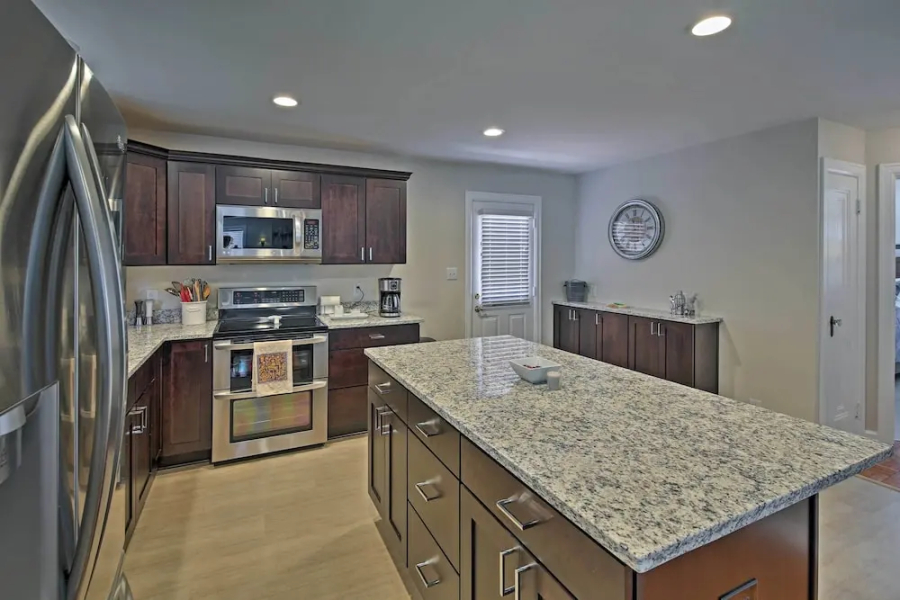 Indianapolis Vacation Rental - Walk to the Ims!