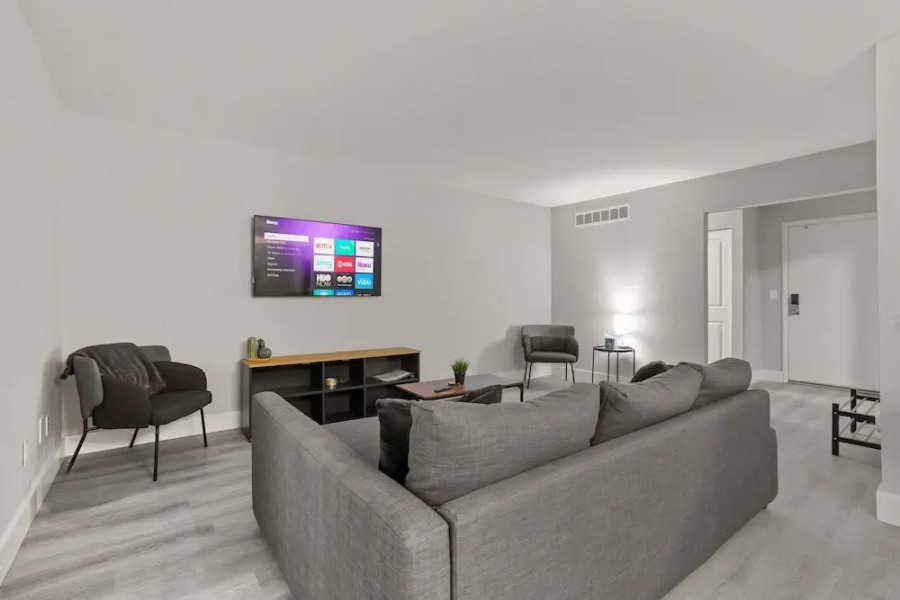 Cozy 2BR 2BA Apartment for the Family