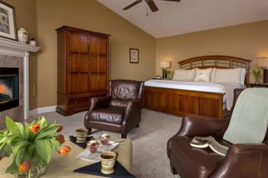 Huron House Bed & Breakfast