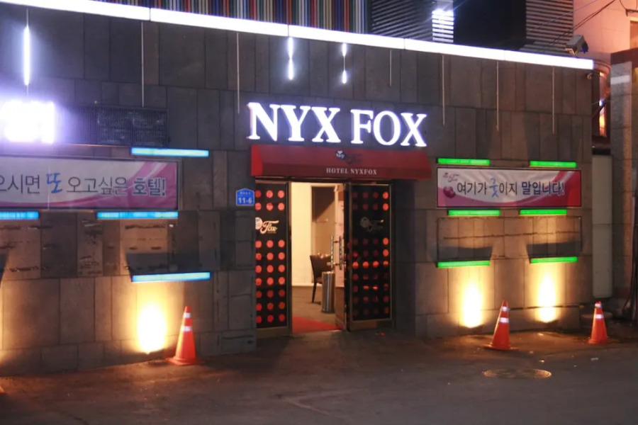 Hotel Nyxfox