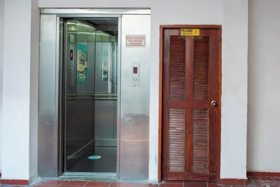 Hotel Aquarius