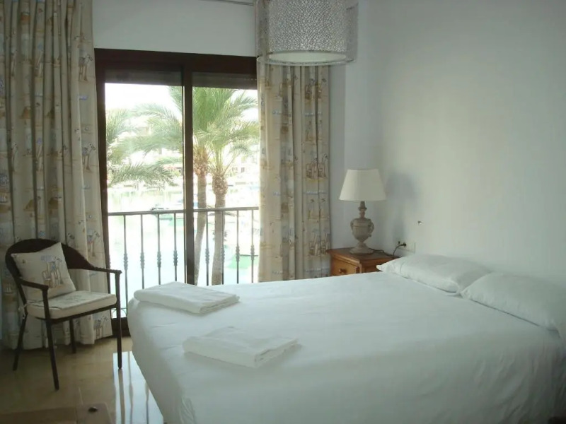 2252-Amazing apt on beach, port view from terrace!