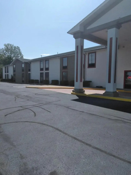 Americas Best Value Inn & Suites