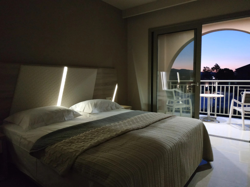 Eleni's Garden & Castello Suites