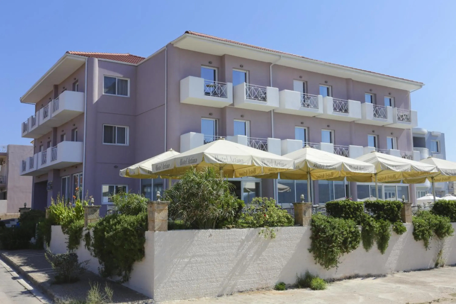 Artina Hotel