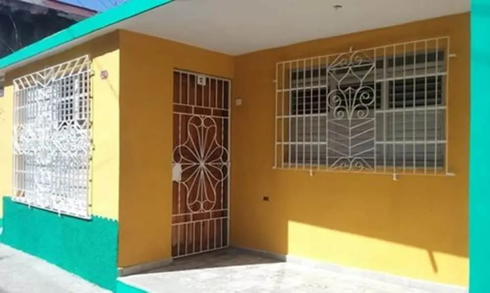 Casa de Mary & Pastor