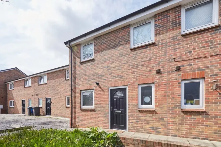 Host Stay Town House