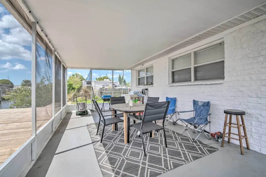 Sunny Hudson Escape w/ Gulf Views & Boat Dock