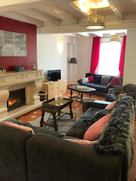 Lilly bulles en Champagne piscine et jardin privée