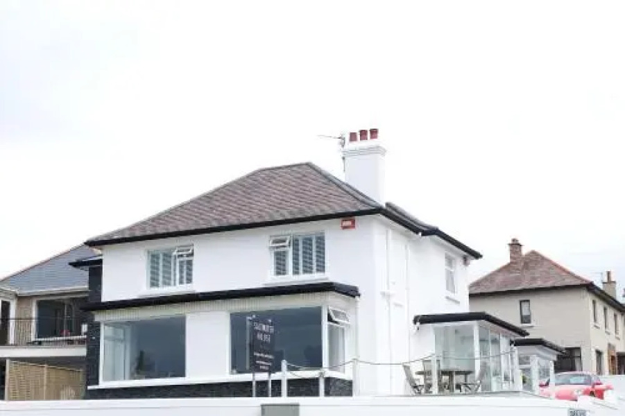 Strandeen Bed And Breakfast