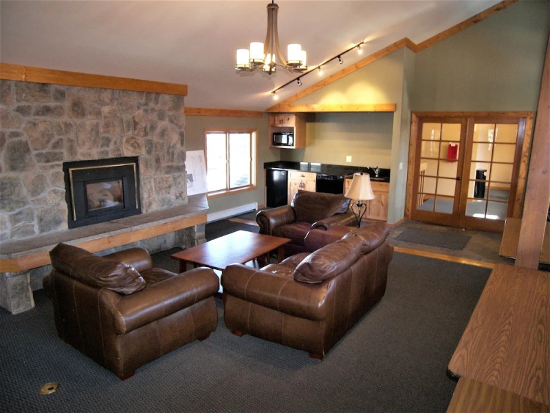 Mountainside 2 Bed 2 Bath