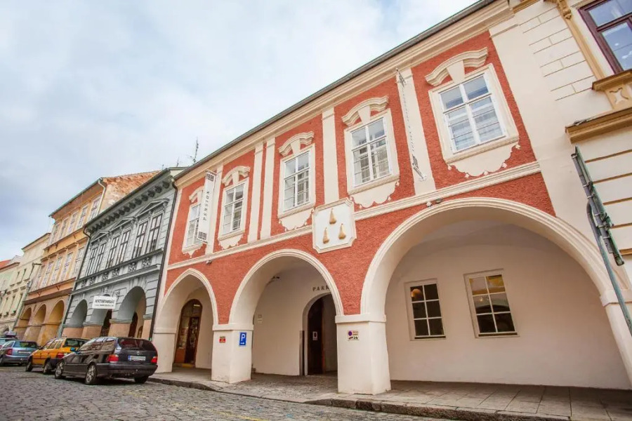 Suites & Apartments U Tri Hrusek