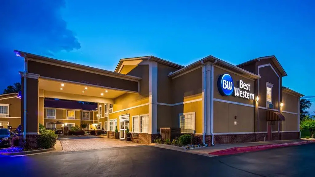 Best Western PLUS Sherwood Inn and Suites - North Little Rock
