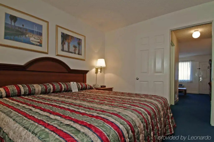 Best Western Palm Aire Motor Inn & Suit