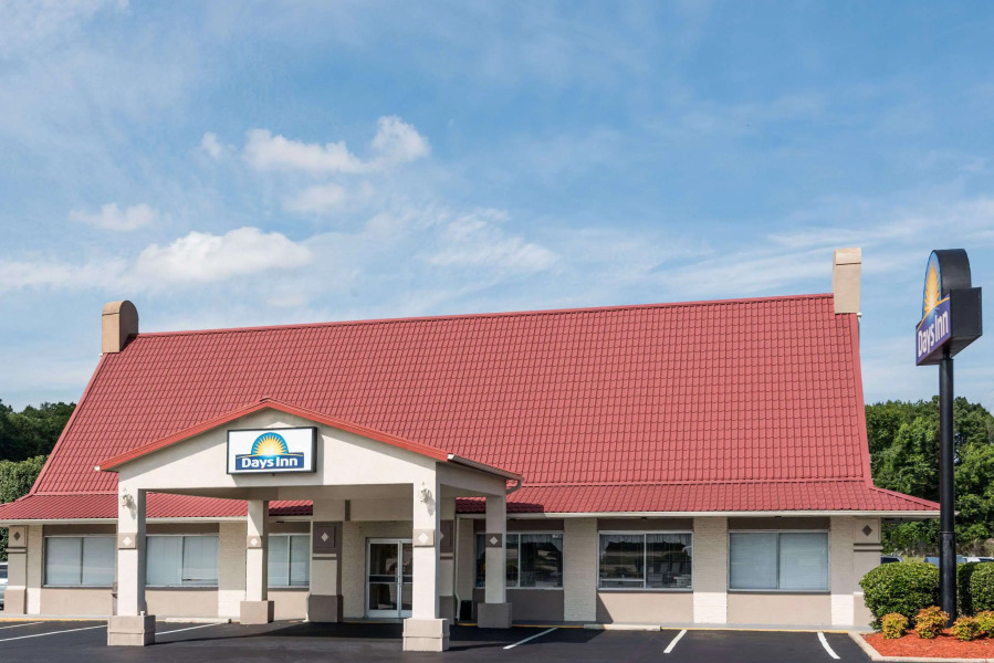 Ramada by Wyndham Lumberton