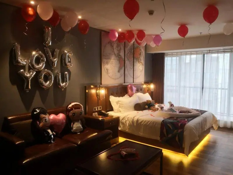 James Joyce Coffetel Golmud Huaxing Plaza Branch