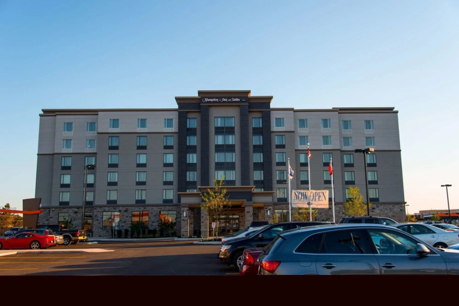 Hampton Inn & Suites by Hilton Bolton