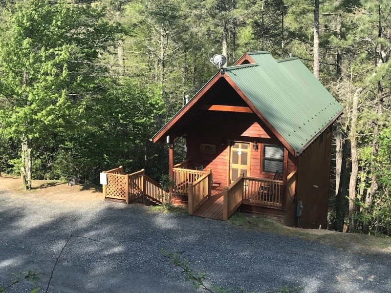 Bear Den Mountain Resort