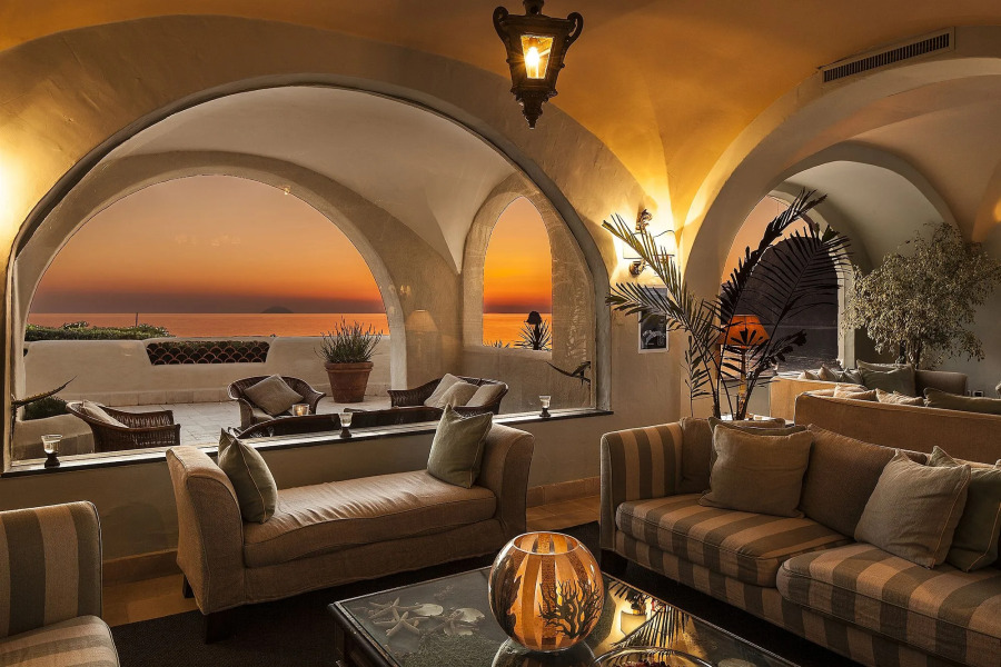 Therasia Resort Sea & Spa - The Leading Hotels of the World