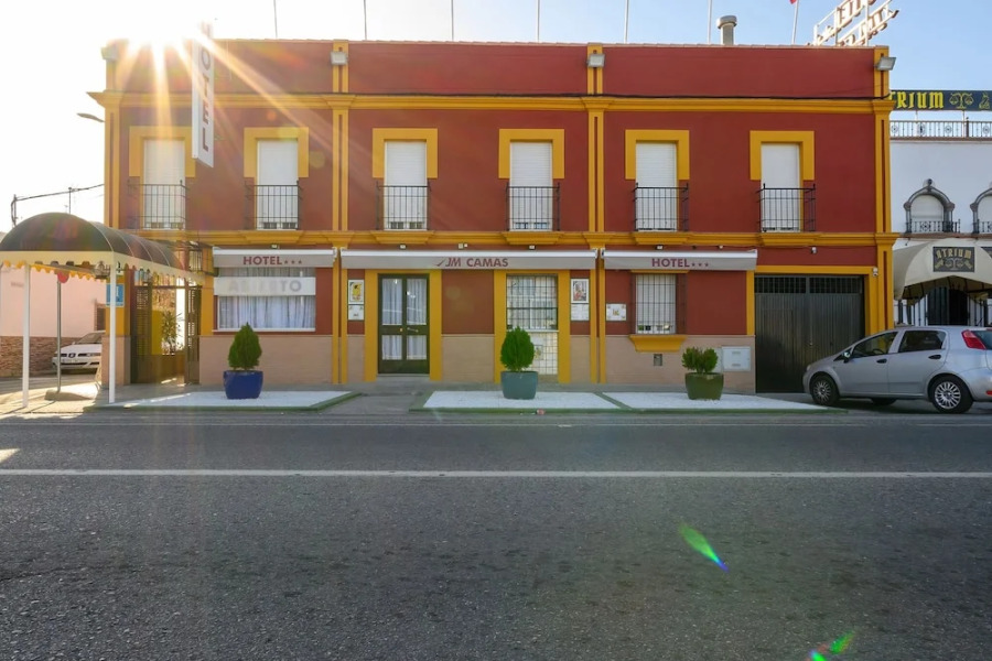 Отель H28 Camas