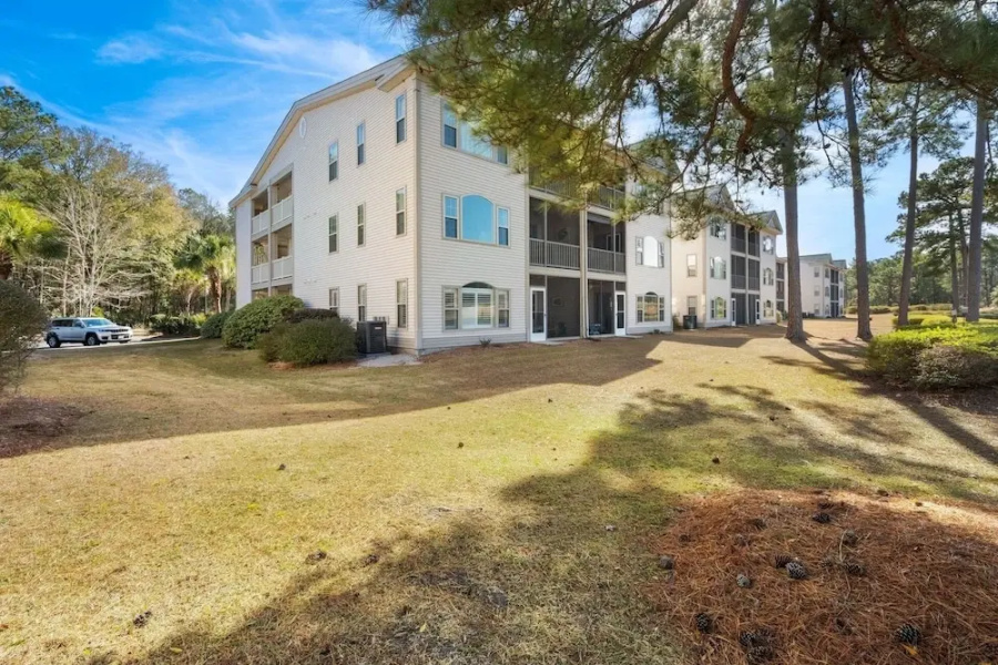 True Blue, A Perfect Retreat For Golf Enthusiasts And Those Seeking A Relaxing Getaway. 2 Bedroom Condo by Peace Vacations