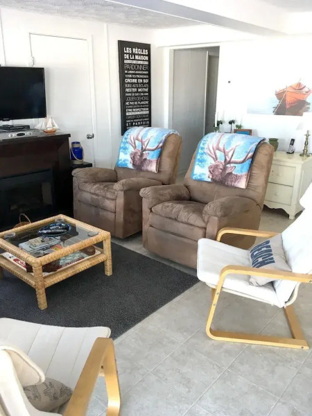 Apartment With 2 Bedrooms in Knowlton, With Wonderful Lake View, Enclosed Garden and Wifi