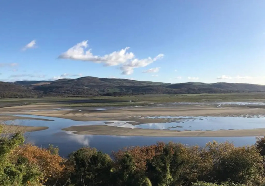 Apartment 4, The Old Stables