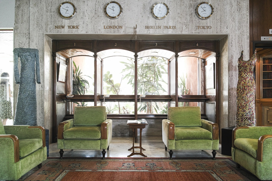 Отель Al Bustan