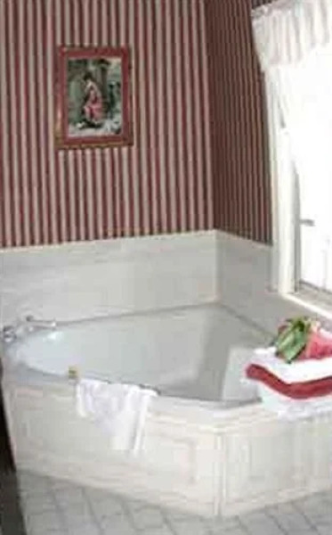 Meadows Inn Bed & Breakfast