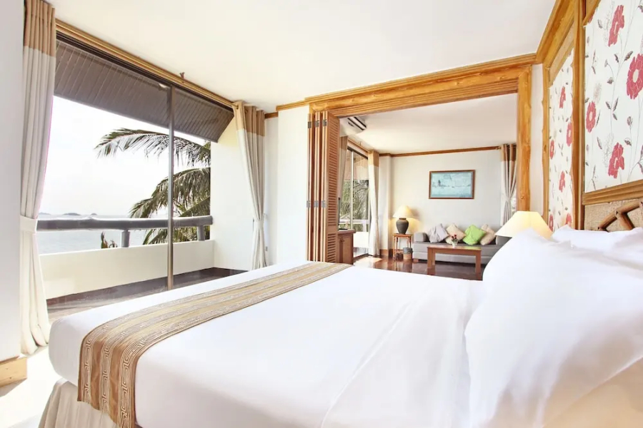 Rayong Chalet Hotel and Resort