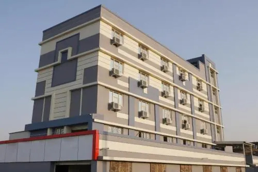 OYO 28474 Hotel Worldking